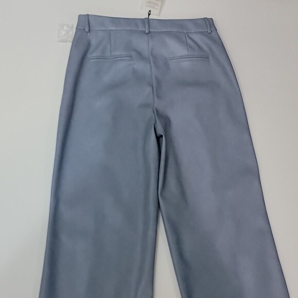 7 FOR ALL MANKIND Blue Faux Leather Cropped Leg Pants NWT size L - Picture 4 of 13